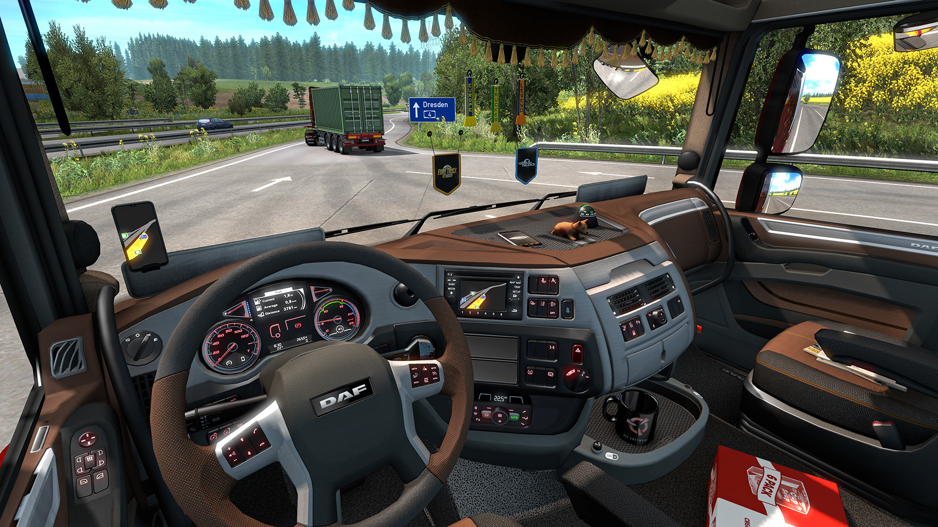 Купить Euro Truck Simulator 2 - Cabin Accessories дешево ключ Steam для PC